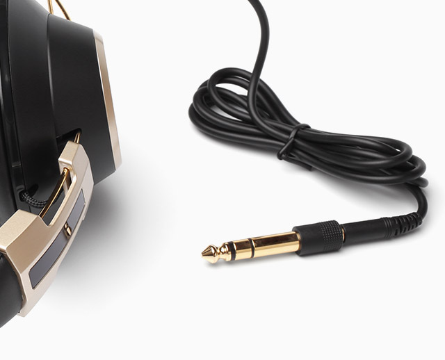 shop-sr8oi-headphones-2 q