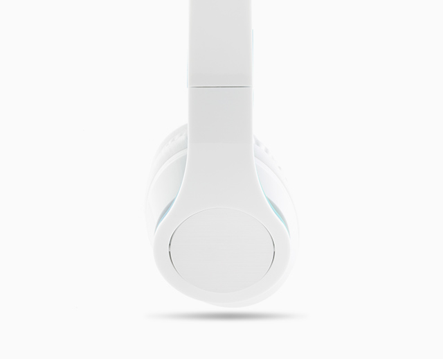 shop-wireless-headphones-2 q